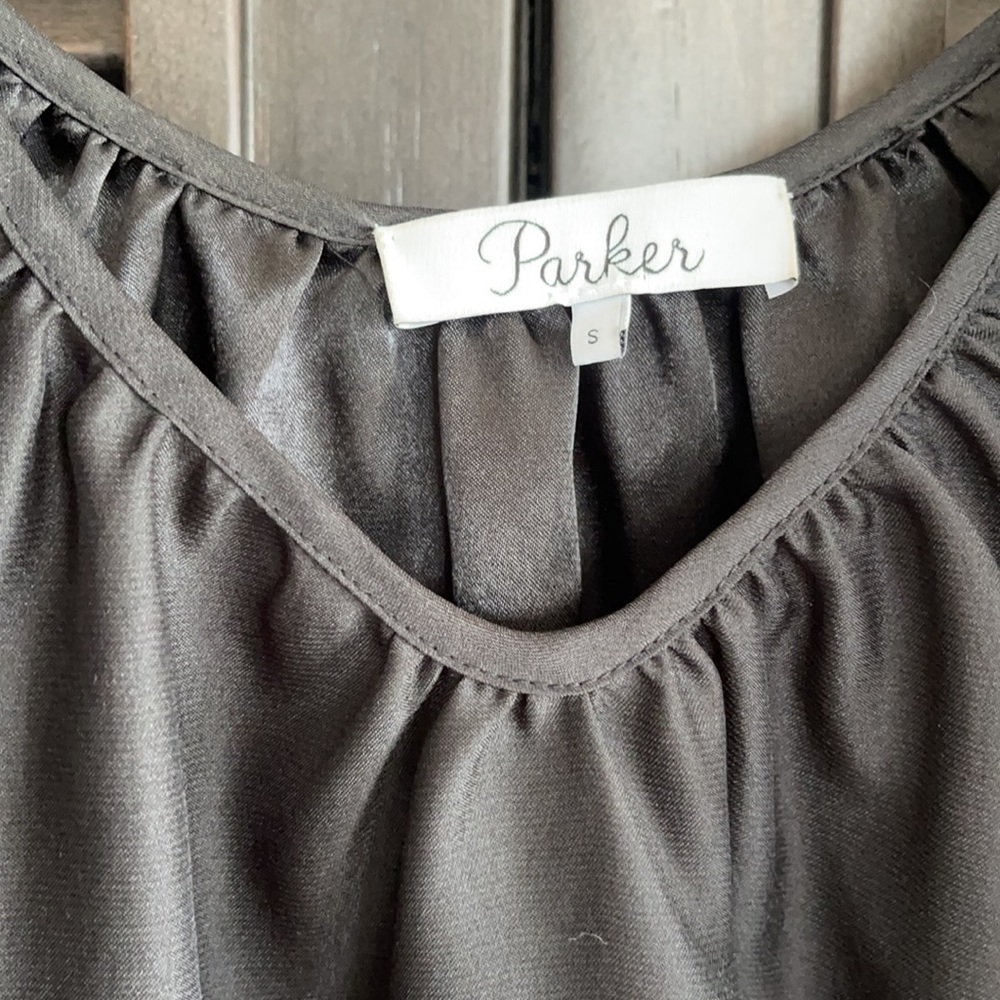 Parker cold shoulder ruffle top w/3/4 sleeves - Picture 2 of 4